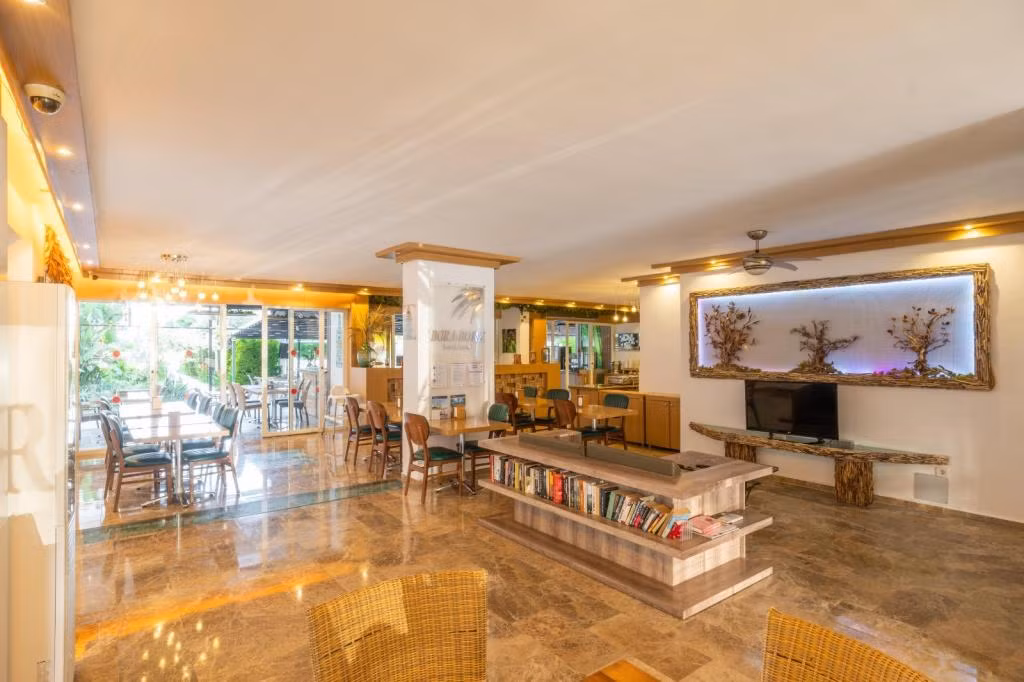 Bora Bora Butik Hotel — 3