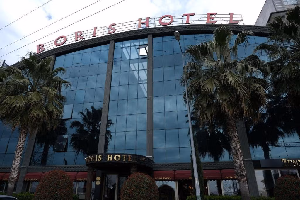 Boris Hotel — 8
