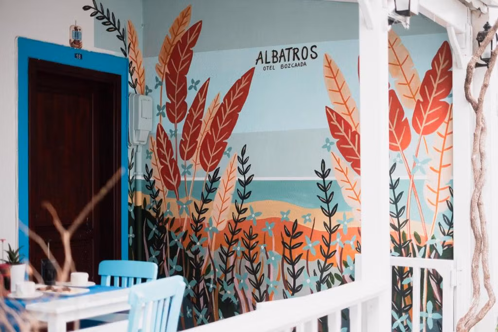 Bozcaada Albatros Otel — 4