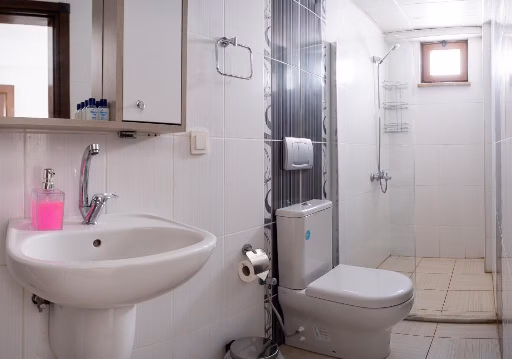 Bozcaada Albatros Otel — 5