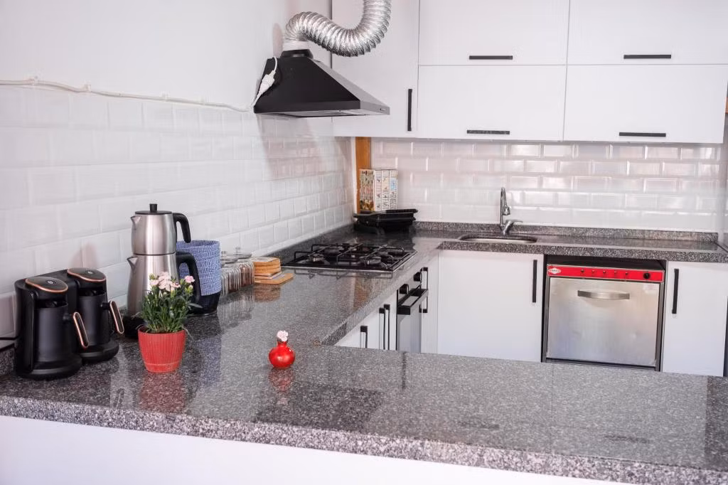 Bozcaada Albatros Otel — 7