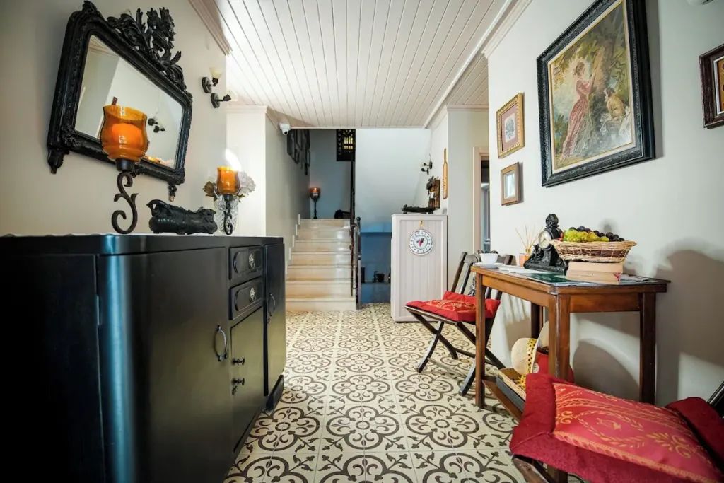 Bozcaada Biz Otel — 8