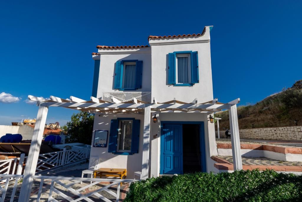 Bozcaada Teras Otel — 9