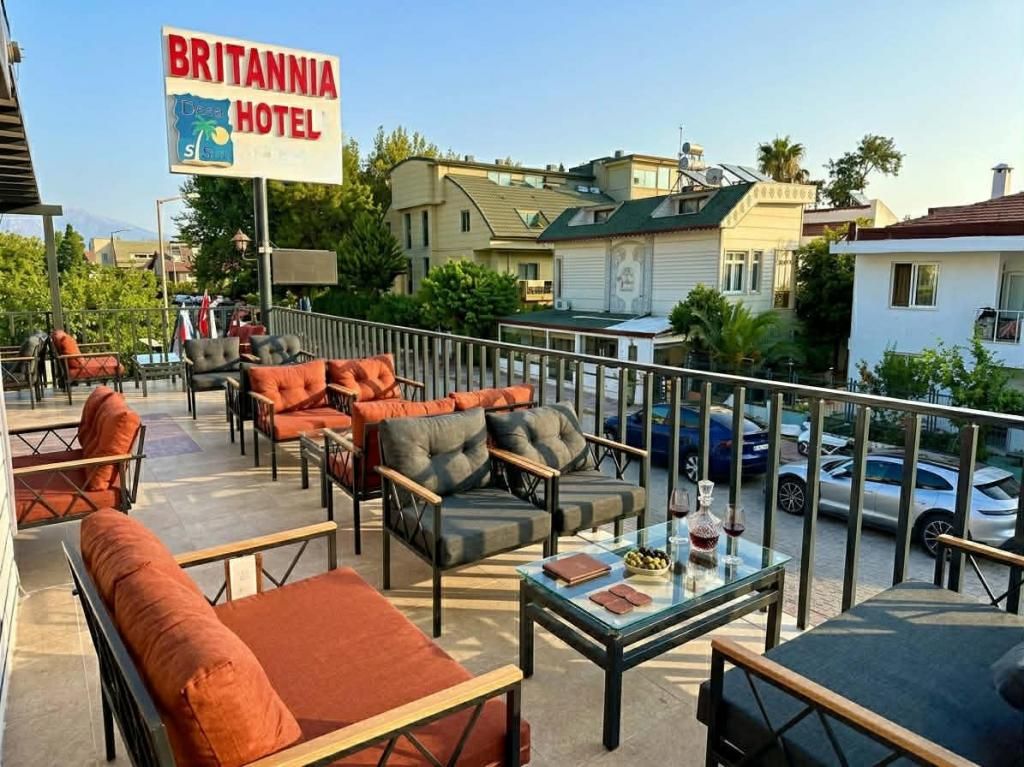 Britannia Hotel — 5