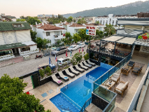 Britannia Hotel — 8