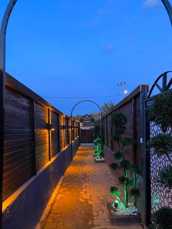 Club Armada Bungalov — 4
