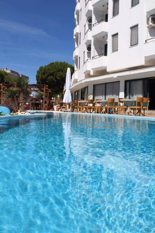 Club Ürgenç Hotel — 3