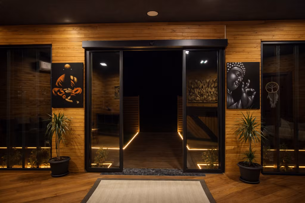 City Bungalow Hotel — 3