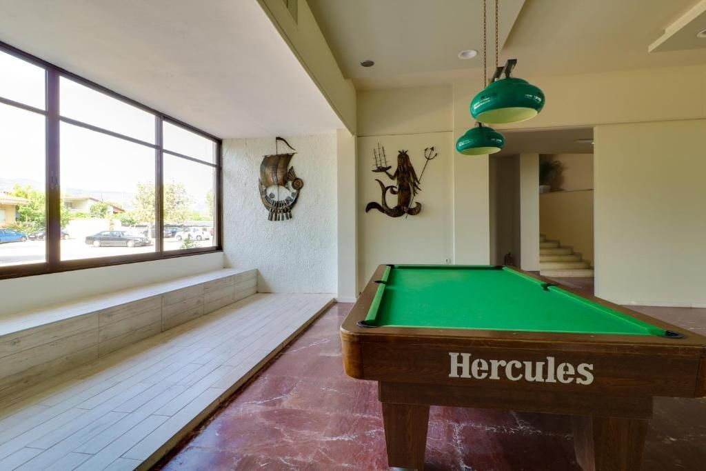 Calamos Family Club Beach Hotel — 4