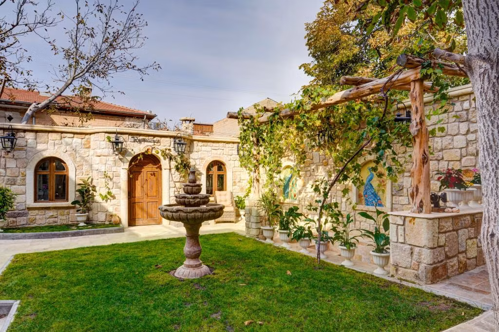 Cappadocia Kemer Palace Hotel — 8