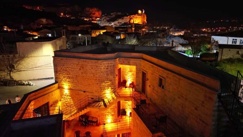 Cappatria Cave House