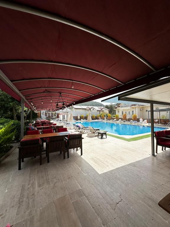 Carmina Hotel — 3