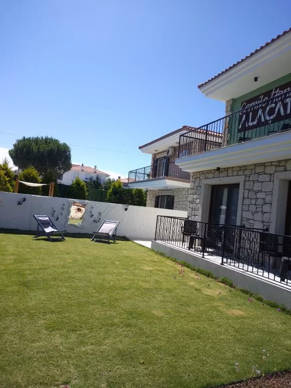 Cemile Hanım Konağı Alaçatı — 2