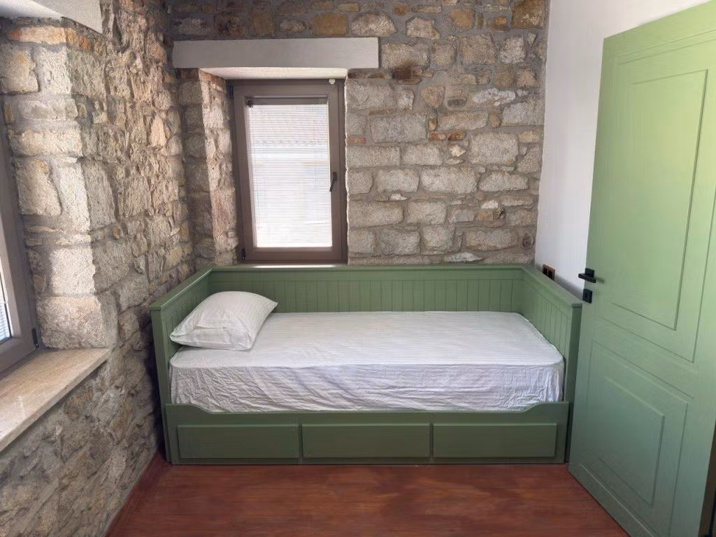 Center Stone Guest House — 6