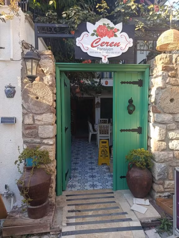 Ceren Pansiyon Sığacık — 3