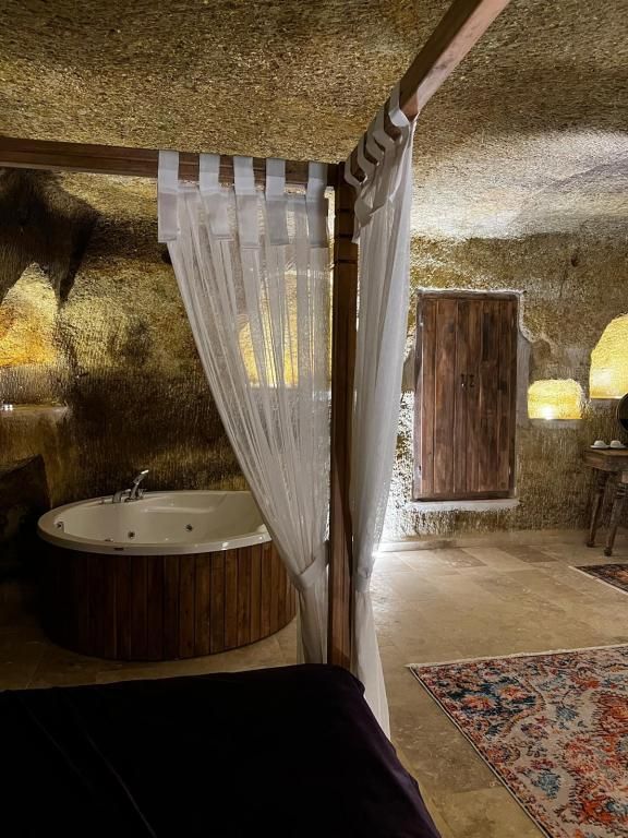Chakra Special Caves — 2