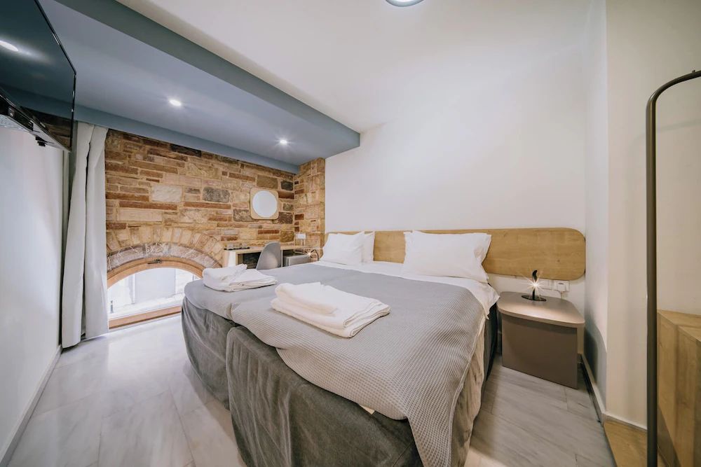 Chios City Inn — 7