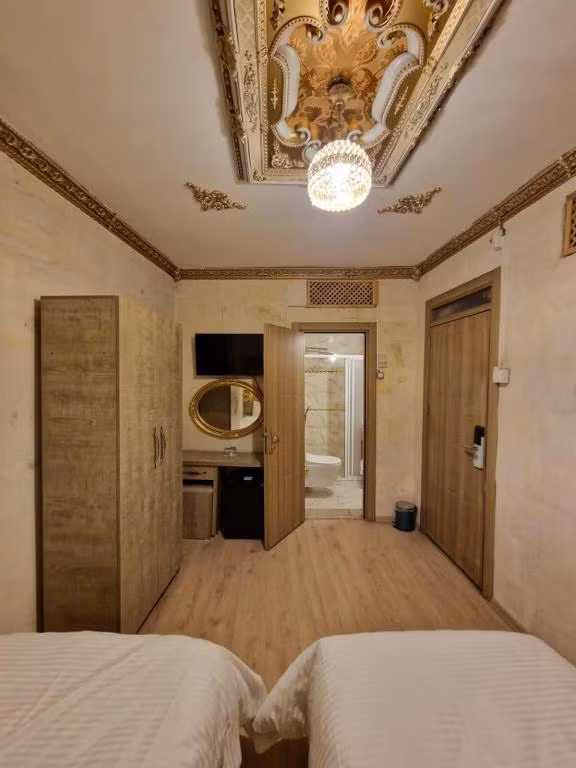 Cihangir Konağı Butik Otel — 4