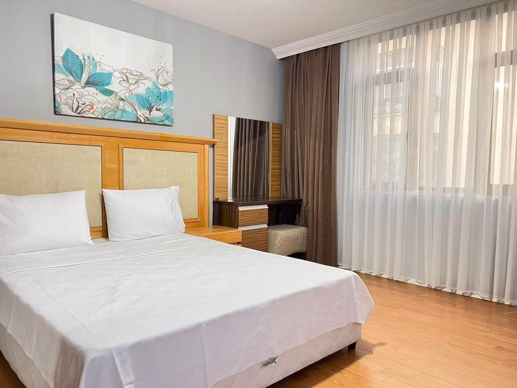 City Blue Hotel — 8