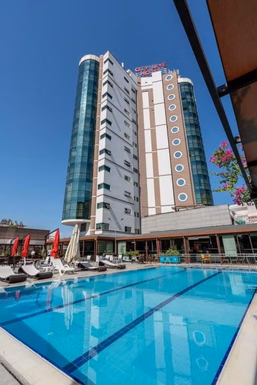 City Live Hotel