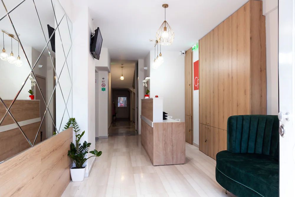 City Plaza Apartments & Rooms — 2
