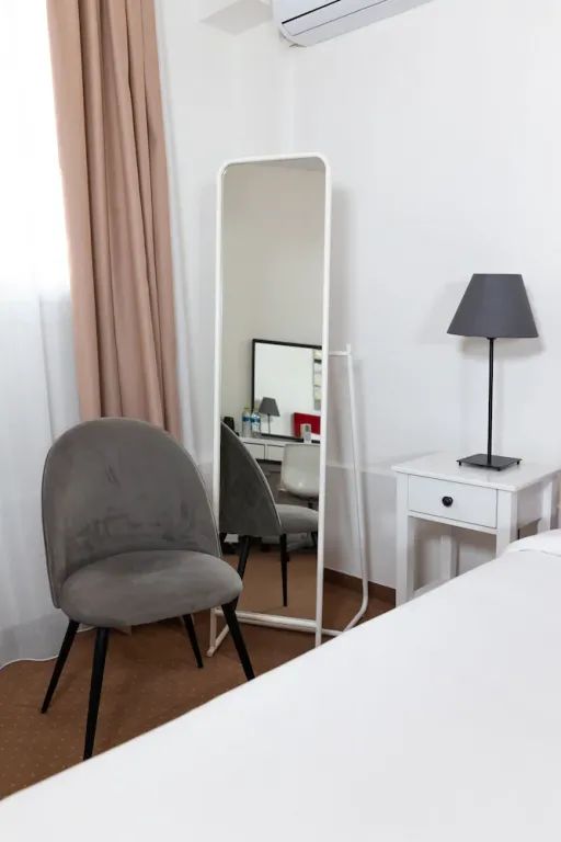 City Plaza Apartments & Rooms — 7