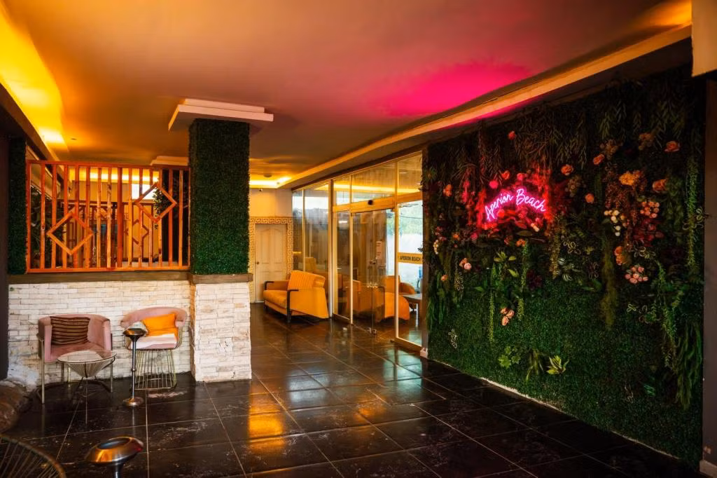 Club Aperion Beach Club — 4