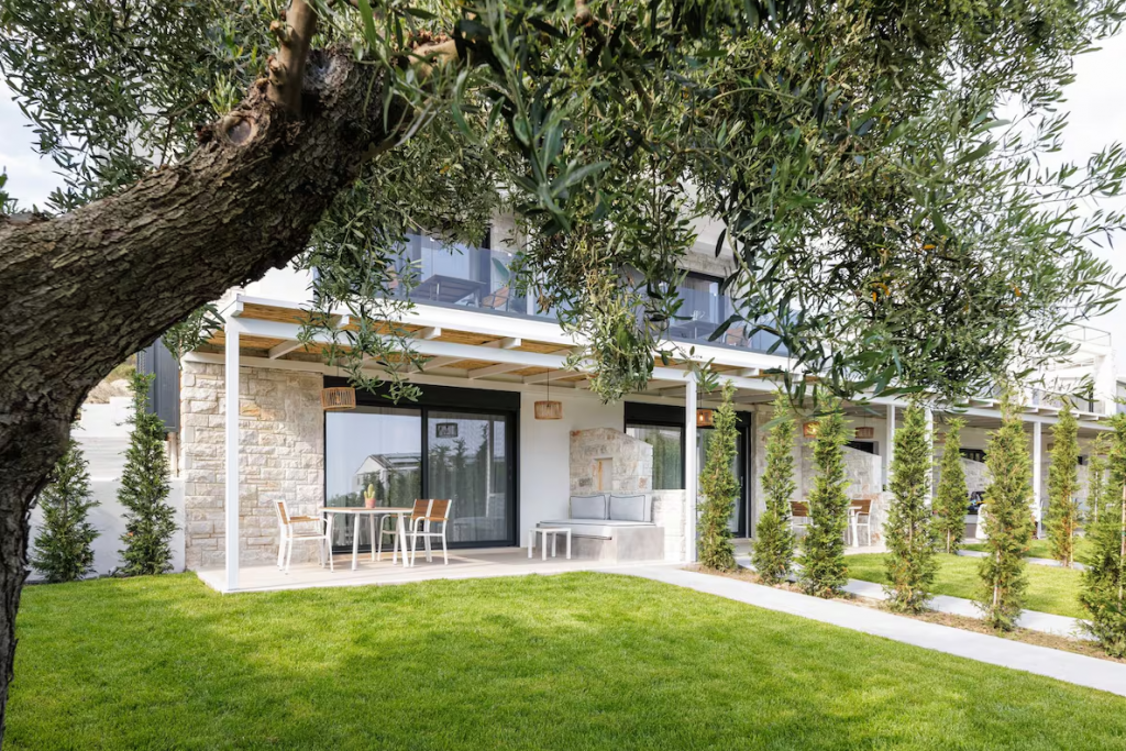 Cocooning Suites by Blue Carpet — 4