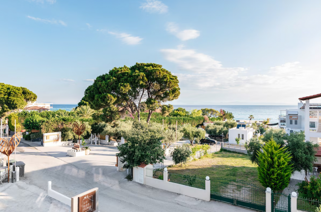 Cocooning Suites by Blue Carpet — 2