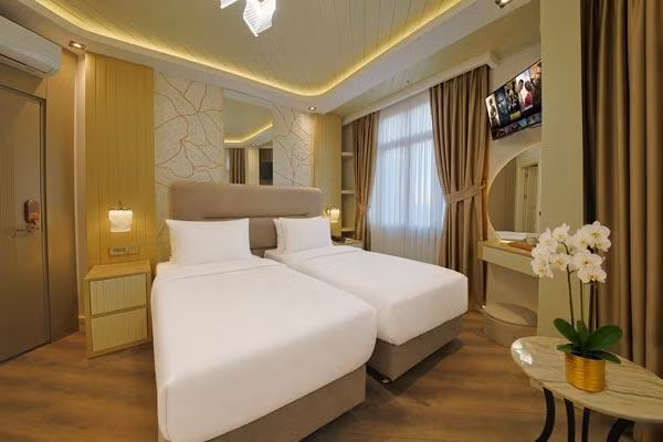 Colombo Hotel — 5