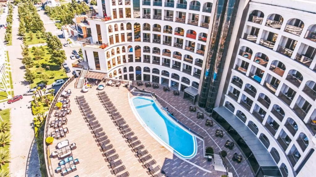 Colosseum Marina Hotel — 2
