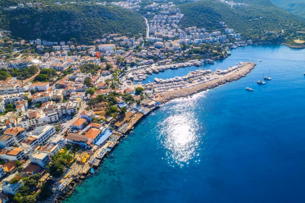 Corte Hotel Kaş (+14 ) — 2