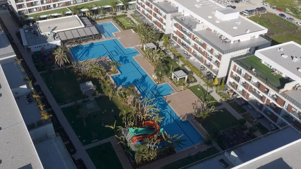 Courtyard Long Beach Holiday Resort — 2