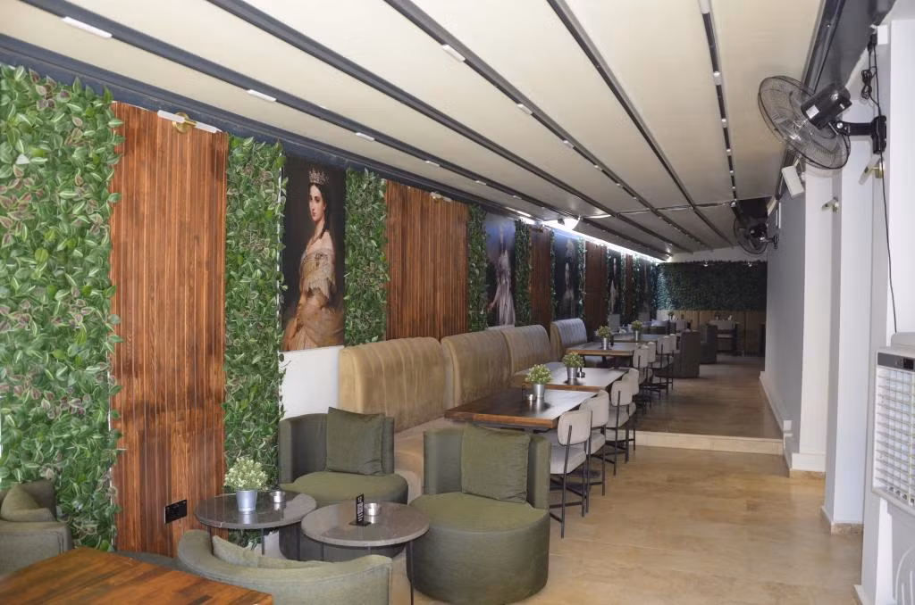 Crown Salamis Hotel — 9