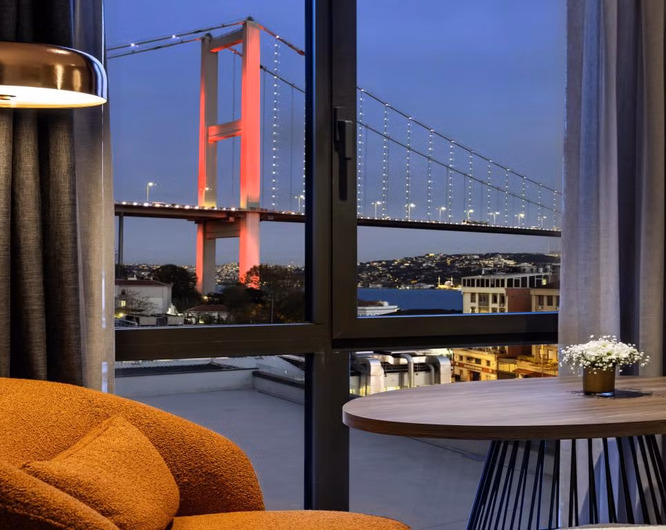 Crowne Plaza Istanbul Ortakoy Bosphorus