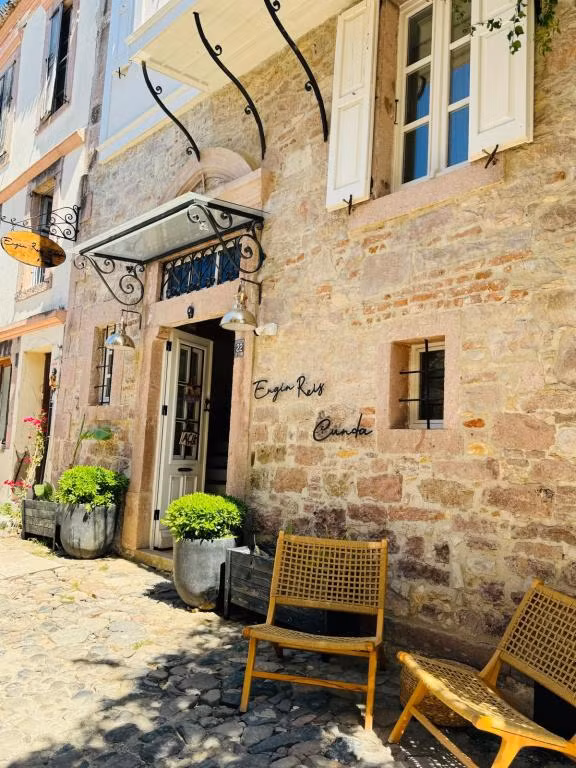 Cunda Engin Reis