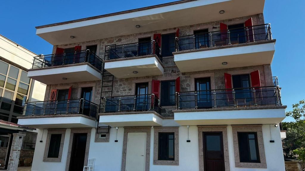 Cunda Esin — 6