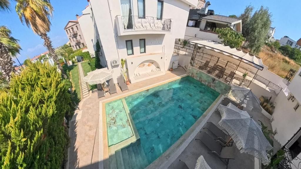 Cunda House Küçük Otel — 7