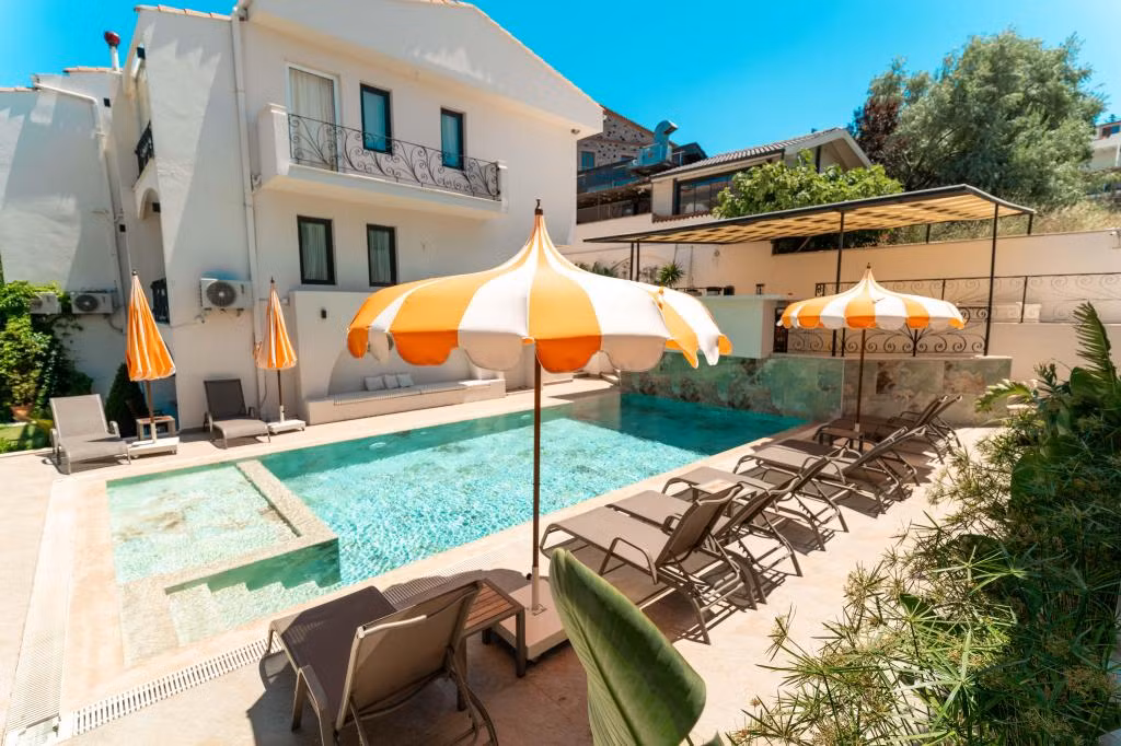 Cunda House Küçük Otel