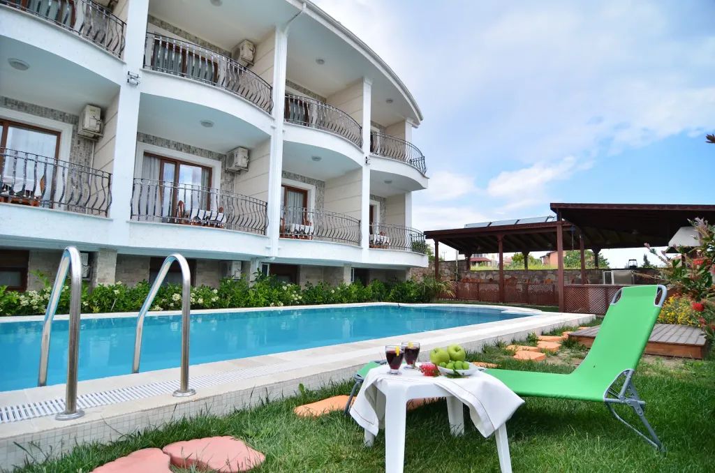 Cunda Paradise Otel — 4