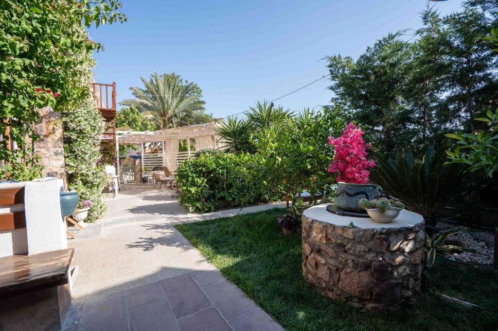 Cunda Taş Otel by Taze — 9