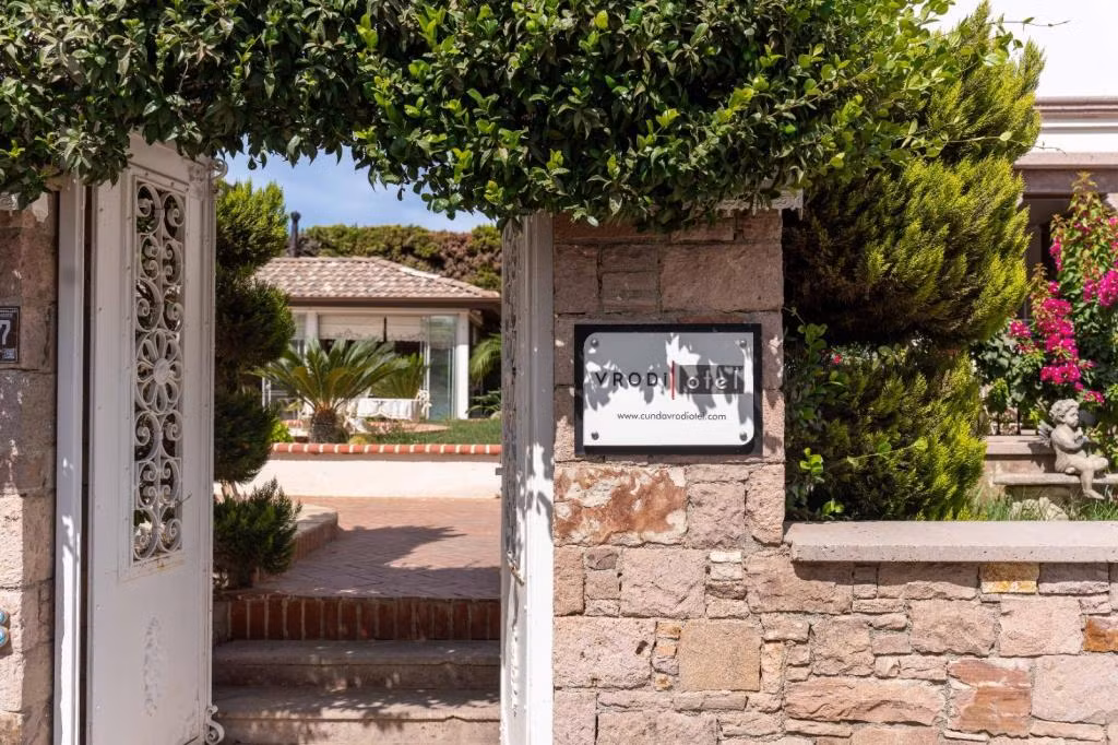 Cunda Vrodi By House(+10Adulty Only) — 10