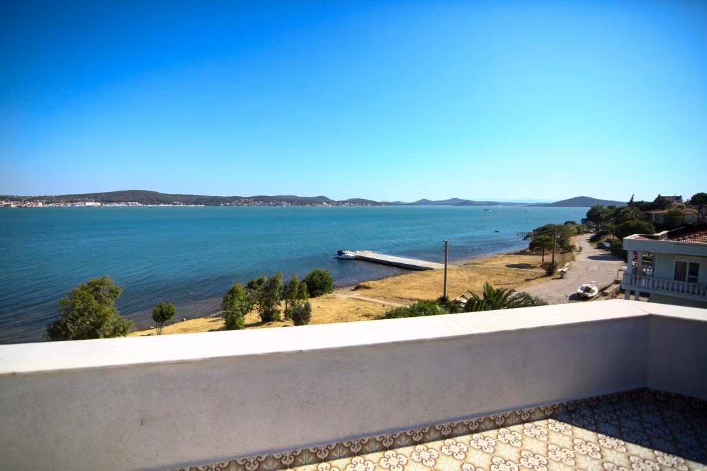 Cunda Şira Otel — 10