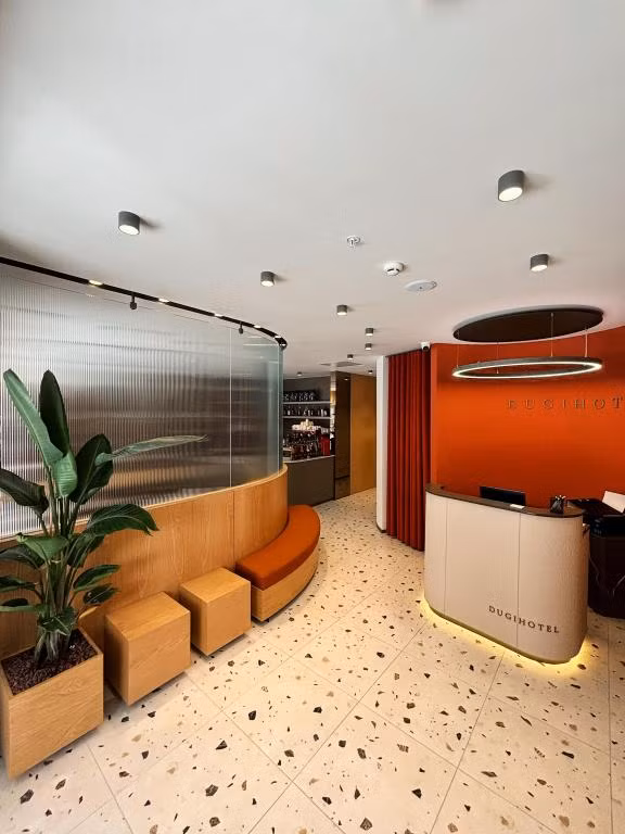 Dugi Hotel — 3