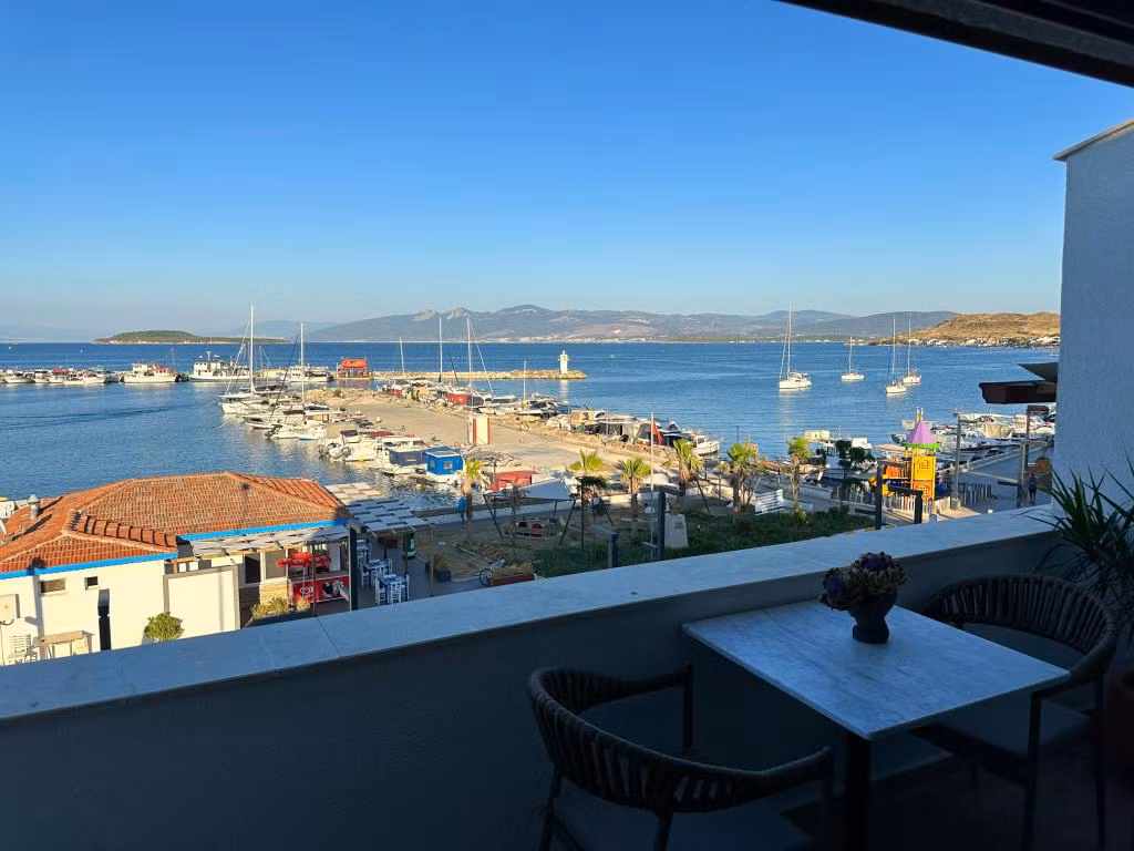 Dönmez Otel Urla