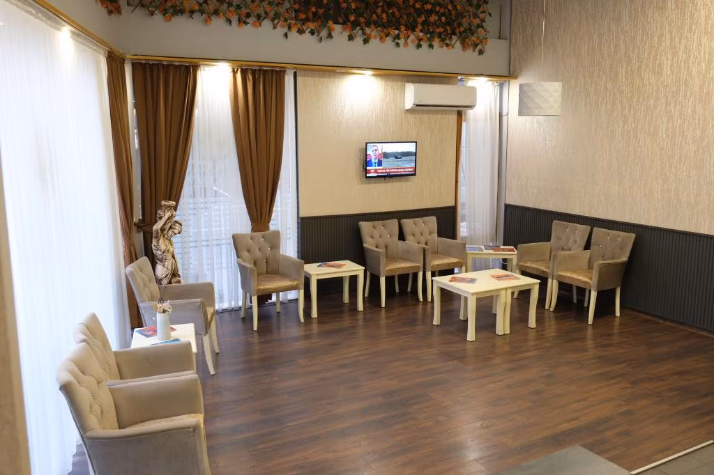 Dünya Otel — 9