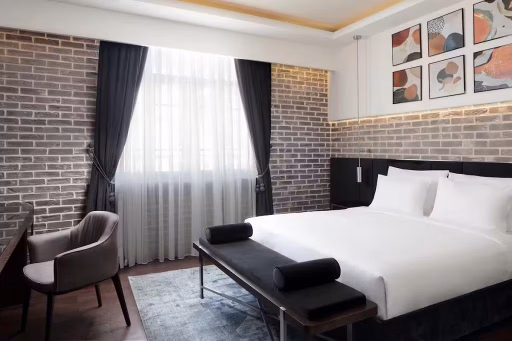 DeCamondo Galata, a Tribute Portfolio Hotel  — 9