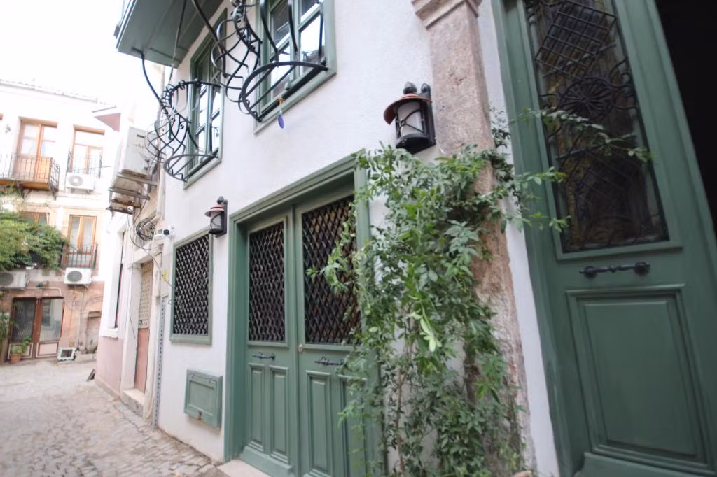 Defne Pansiyon Ayvalık — 7