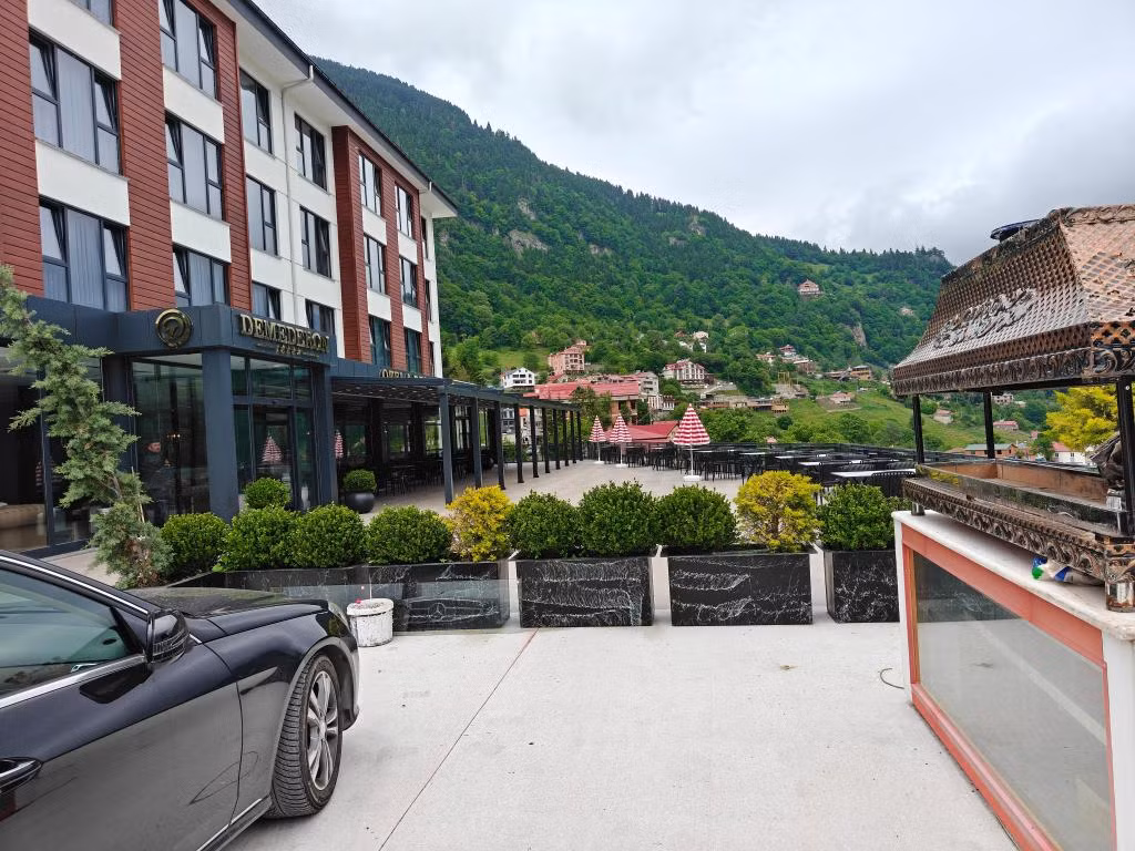 Demederon Otel — 3