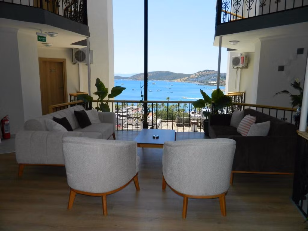 Deniz 61 Otel — 3